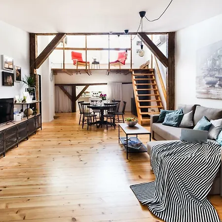Cozy Mansard Old Town Aptartment, Ac 아파트 리가