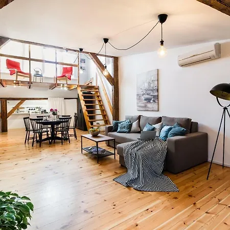 Apartment Cozy Mansard Old Town Aptartment, Ac Riga