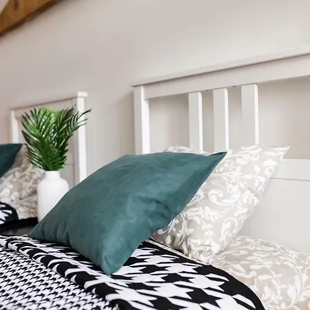Apartment Cozy Mansard Old Town Aptartment, Ac *